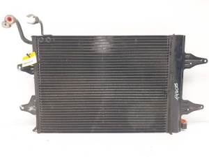 CONDENSADOR / RADIADOR AIRE ACONDICIONADO 6Q0820411E SKODA FABIA FAMILIAR (6Y5) Autodesguaces Alicante