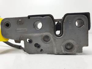 CERRADURA CAPOT 5K1823509 VOLKSWAGEN GOLF VI (5K1) Autodesguaces Alicante