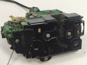 CERRADURA PUERTA DELANTERA IZQUIERDA 25AG3B2837015AG SEAT IBIZA (6L1) Autodesguaces Alicante