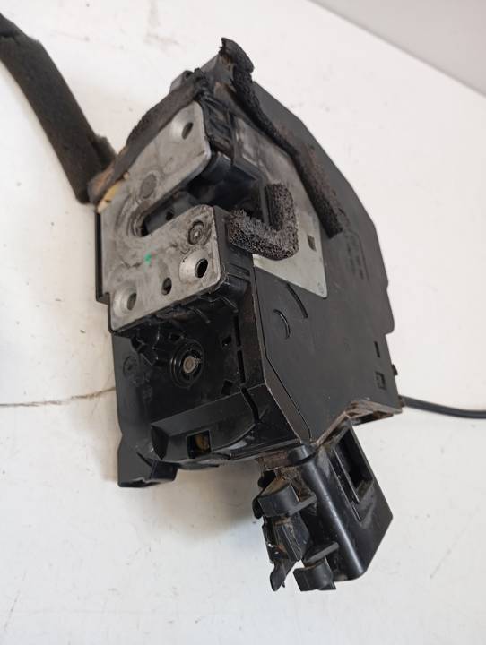 CERRADURA PUERTA TRASERA IZQUIERDA