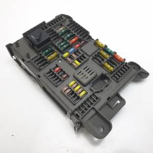 CAJA RELES / FUSIBLES 518954020A BMW X5 (E70) Autodesguaces Alicante