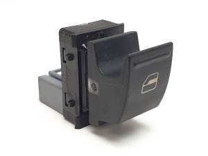 MANDO ELEVALUNAS DELANTERO DERECHO 7L6959855B SEAT ALTEA (5P1) Autodesguaces Alicante