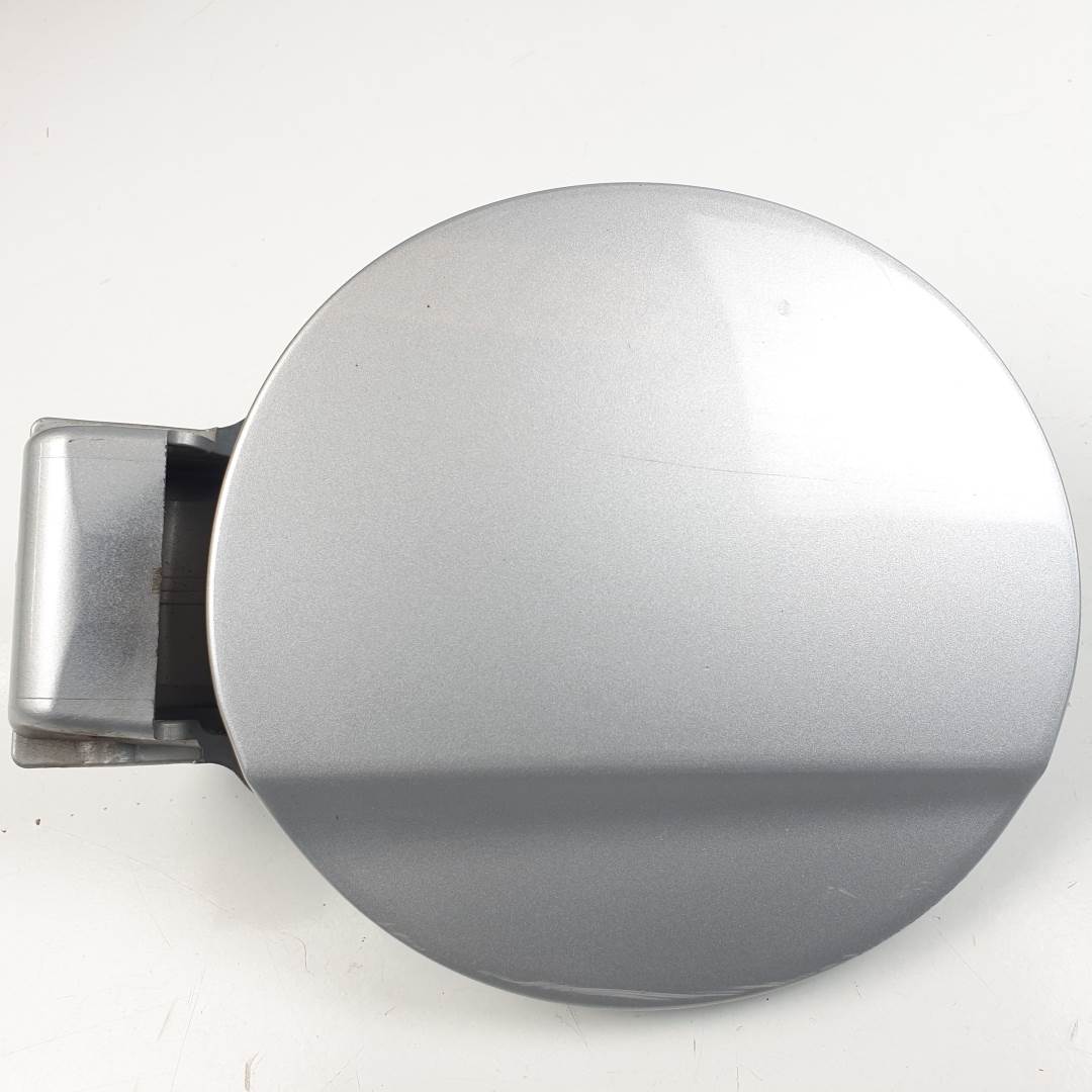 TAPA EXTERIOR COMBUSTIBLE - 695101E200 - HYUNDAI - ACCENT (MC)
