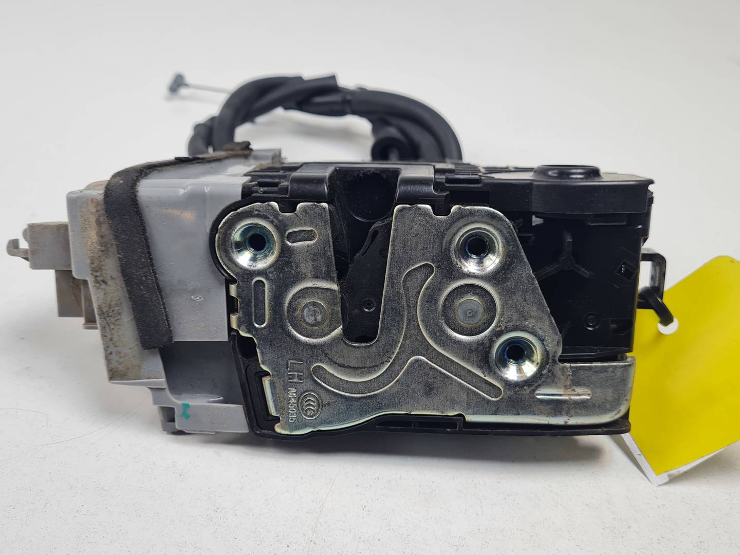 Serrure de porte avant gauche - 81310D3010 - HYUNDAI - TUCSON