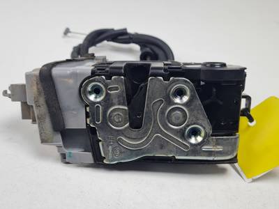 CERRADURA PUERTA DELANTERA IZQUIERDA 81310D3010 HYUNDAI TUCSON Autodesguaces Alicante