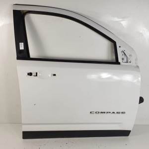 PUERTA DELANTERA DERECHA JEEP COMPASS Autodesguaces Alicante