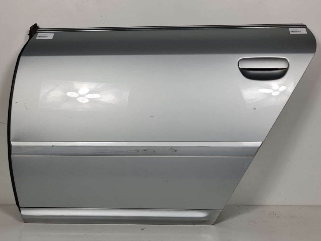 PUERTA TRASERA IZQUIERDA - AUDI - A6 BERLINA (4B2)