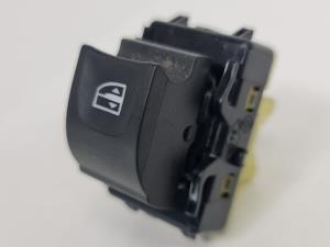 MANDO ELEVALUNAS TRASERO DERECHO 254216614R RENAULT CAPTUR (J5AL) Autodesguaces Alicante