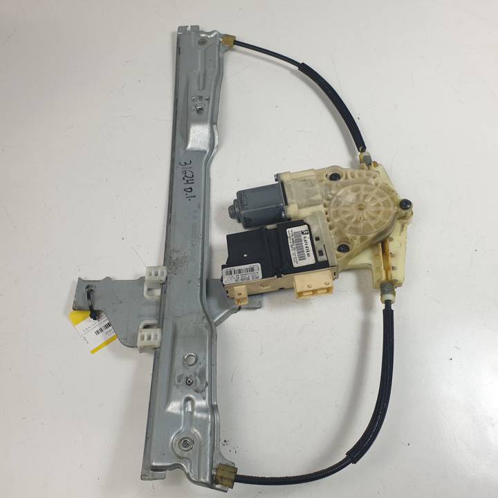 ELEVALUNAS DELANTERO IZQUIERDO 9681813880 CITROEN C4 BERLINA Autodesguaces Alicante