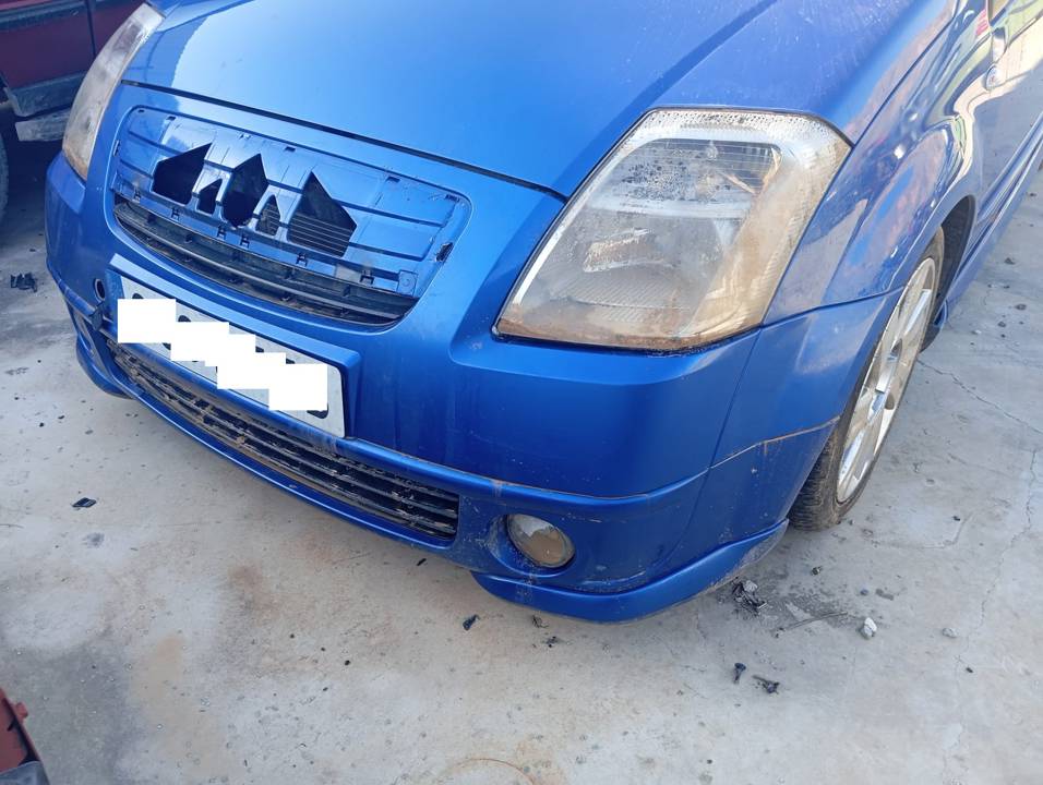 PARAGOLPES DELANTERO