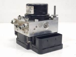 ABS 445400D130 TOYOTA YARIS Autodesguaces Alicante