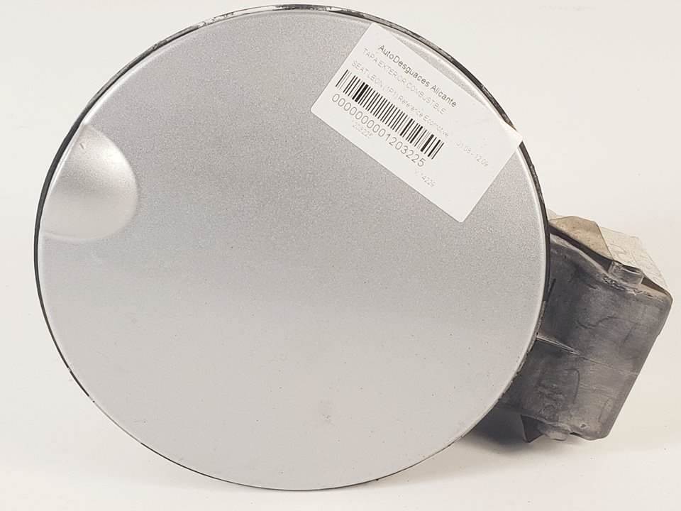TAPA EXTERIOR COMBUSTIBLE - 1P1375S497C - SEAT - LEON (1P1)