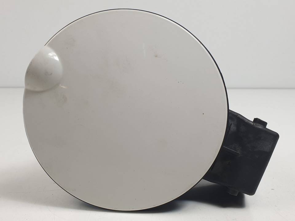 TAPA EXTERIOR COMBUSTIBLE 1P0809905 SEAT LEON (1P1) Autodesguaces Alicante