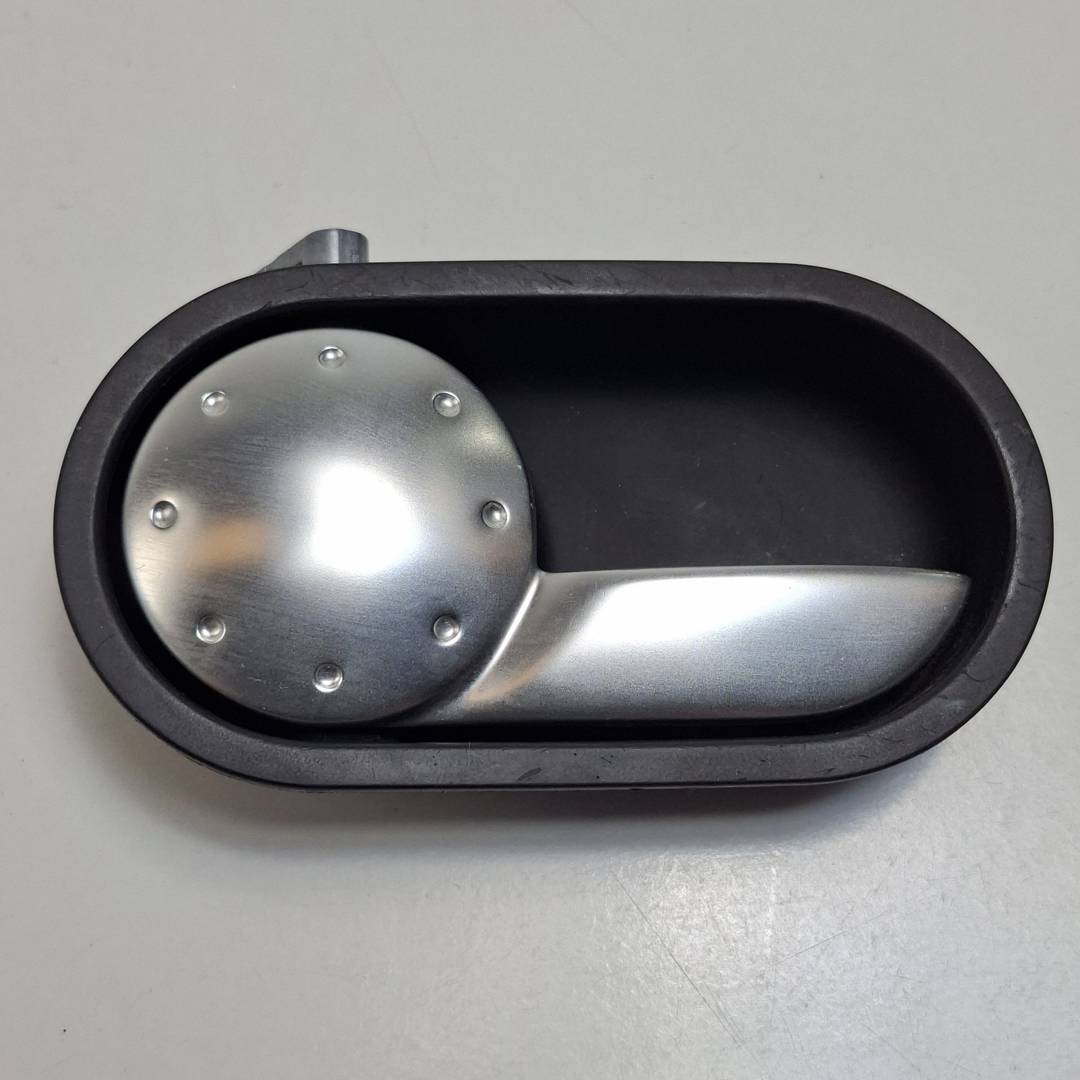 Front left interior door handle - 8N0837019 - AUDI - TT (8N3/8N9)