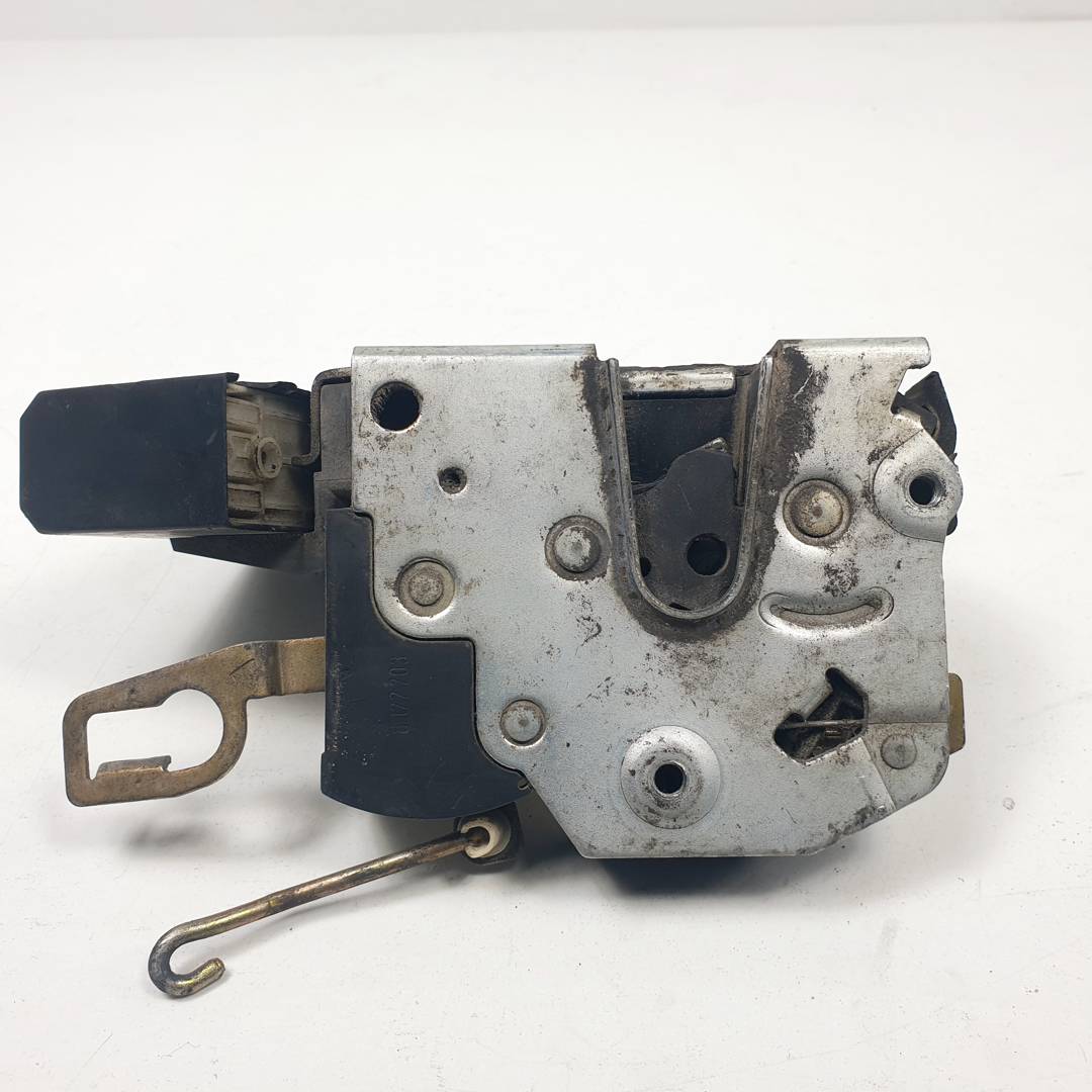 CERRADURA PUERTA DELANTERA IZQUIERDA - 8122203 - BMW - SERIE 3 BERLINA (E36)
