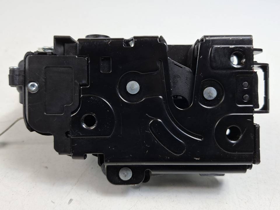 CERRADURA PUERTA TRASERA IZQUIERDA 660211 VOLKSWAGEN POLO (9N3) Autodesguaces Alicante