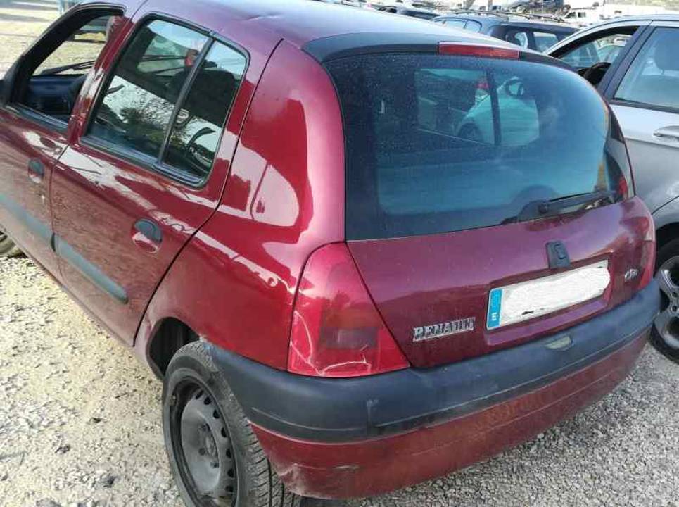 Imagen del vehículo RENAULT CLIO II FASE I (B/CBO)