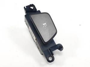 INTERRUPTOR ESP 937303Z050 HYUNDAI I40 Autodesguaces Alicante