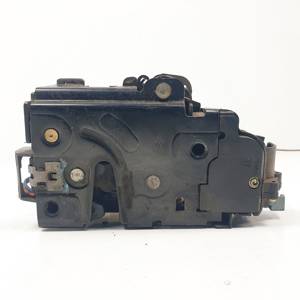 CERRADURA PUERTA DELANTERA IZQUIERDA 3D1837015 SEAT TOLEDO (5P2) Autodesguaces Alicante