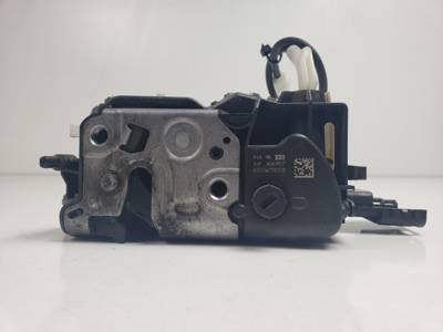 CERRADURA PUERTA DELANTERA DERECHA A04957 PEUGEOT 5008 (T87) Autodesguaces Alicante