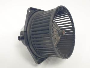 VENTILADOR CALEFACCION 4868330350 NISSAN VANETTE CARGO Autodesguaces Alicante