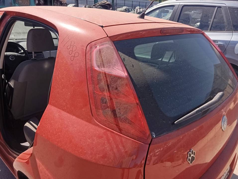 PILOTO TRASERO IZQUIERDO