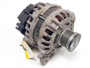 ALTERNADOR 04C903023J VOLKSWAGEN POLO (AW) Autodesguaces Alicante