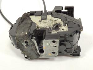 CERRADURA PUERTA TRASERA IZQUIERDA 825035901R RENAULT MEGANE III SPORT TOURER Autodesguaces Alicante