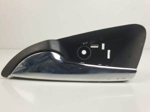 MANETA INTERIOR TRASERA IZQUIERDA 13504850 OPEL MERIVA B Autodesguaces Alicante