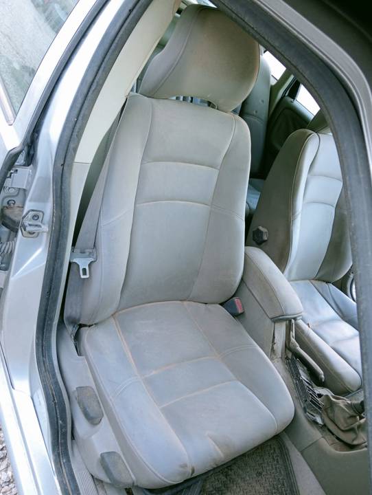 ASIENTO DELANTERO DERECHO