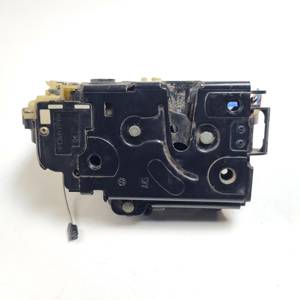 CERRADURA PUERTA TRASERA IZQUIERDA 3B4839015AG SEAT IBIZA (6L1) Autodesguaces Alicante