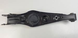 BRAZO SUSPENSION INFERIOR TRASERO IZQUIERDO 55210D3050 HYUNDAI TUCSON Autodesguaces Alicante