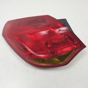 PILOTO TRASERO IZQUIERDO 13306459 OPEL ASTRA J LIM. Autodesguaces Alicante