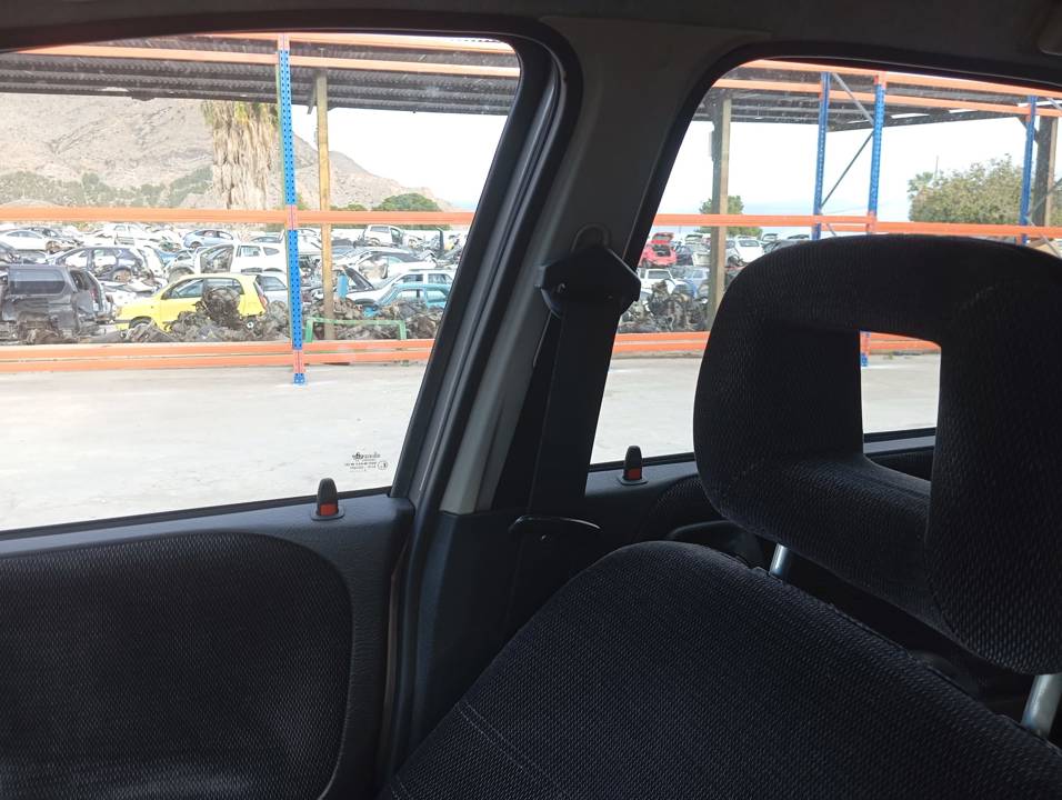 CINTURON SEGURIDAD DELANTERO DERECHO