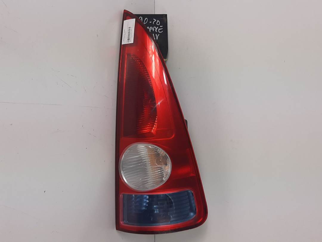 PILOTO TRASERO DERECHO - 8200027152 - RENAULT - ESPACE IV (JK0)
