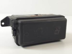 CAJA RELES / FUSIBLES 924094501 MINI MINI (R56) Autodesguaces Alicante