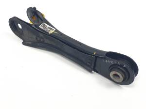 BRAZO SUSPENSION SUPERIOR TRASERO DERECHO 55251N9050 HYUNDAI TUCSON Autodesguaces Alicante