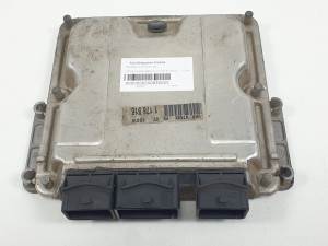 CENTRALITA MOTOR UCE 0281010499 CITROEN XSARA BERLINA Autodesguaces Alicante