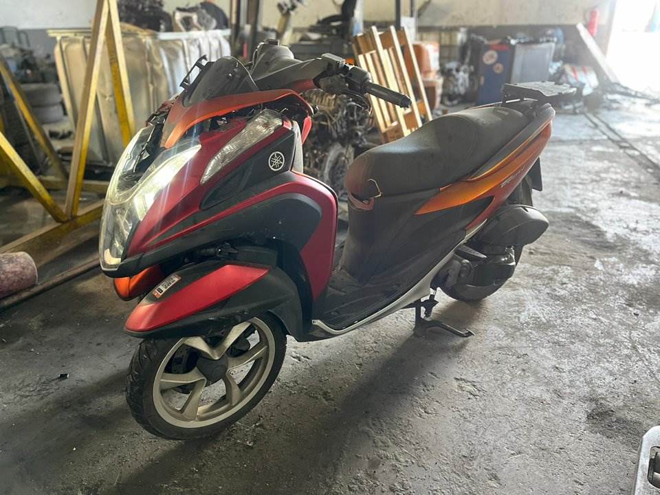 YAMAHA TRICITY (2015 - ...)