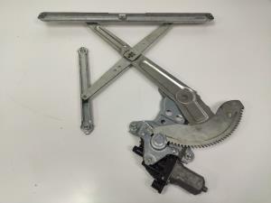 ELEVALUNAS DELANTERO DERECHO 8356063J01 OPEL AGILA B Autodesguaces Alicante