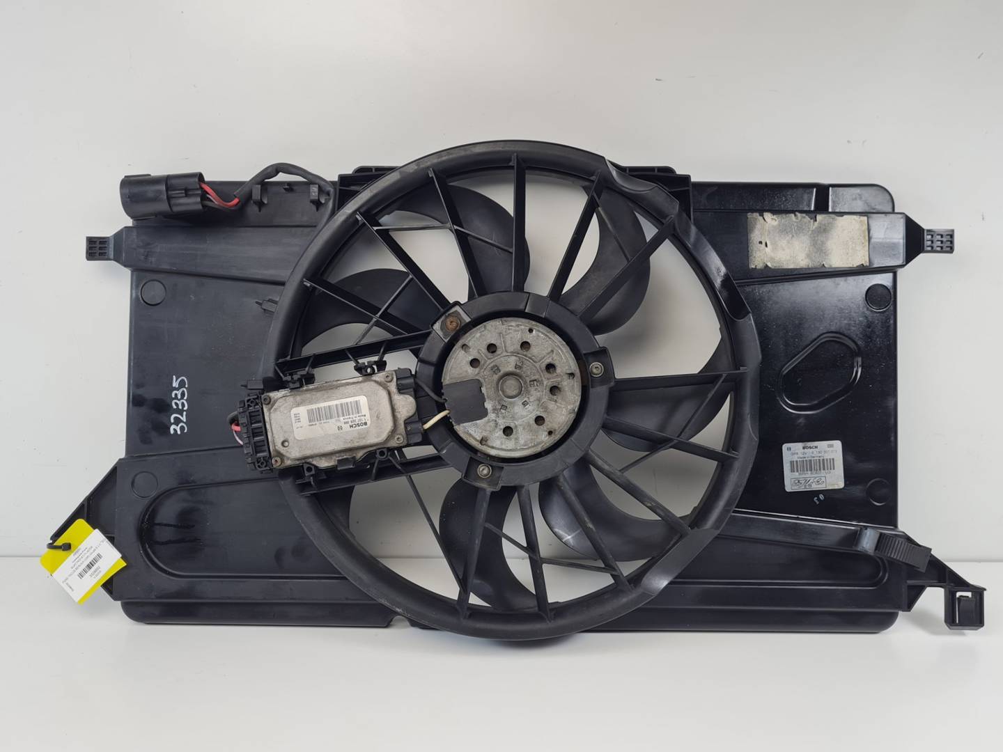 Ventilateur de radiateur - 3M5H8C607UG - FORD - FOCUS BERLINA (CAP)