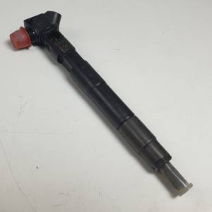 INYECTOR A6510703287 MERCEDES CLASE C (W205) LIM. Autodesguaces Alicante