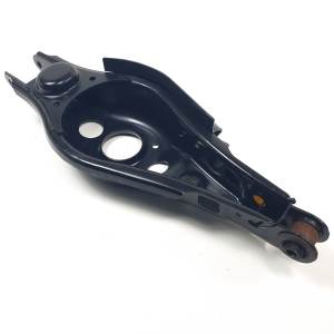 BRAZO SUSPENSION INFERIOR TRASERO IZQUIERDO TOYOTA RAV 4 (A3) Autodesguaces Alicante