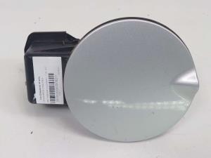 TAPA EXTERIOR COMBUSTIBLE 04674991AG JEEP CHEROKEE (KJ) Autodesguaces Alicante