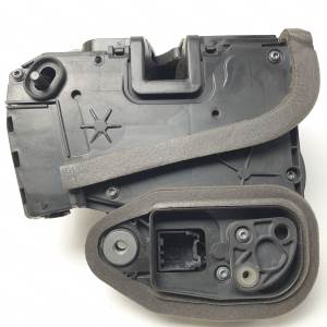 CERRADURA PUERTA TRASERA IZQUIERDA 13598364 OPEL ASTRA K SPORTS TOURER Autodesguaces Alicante