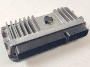 CENTRALITA MOTOR UCE MB2756004301 TOYOTA AVENSIS Autodesguaces Alicante