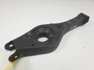 BRAZO SUSPENSION INFERIOR TRASERO DERECHO HYUNDAI I30 (FD) Autodesguaces Alicante