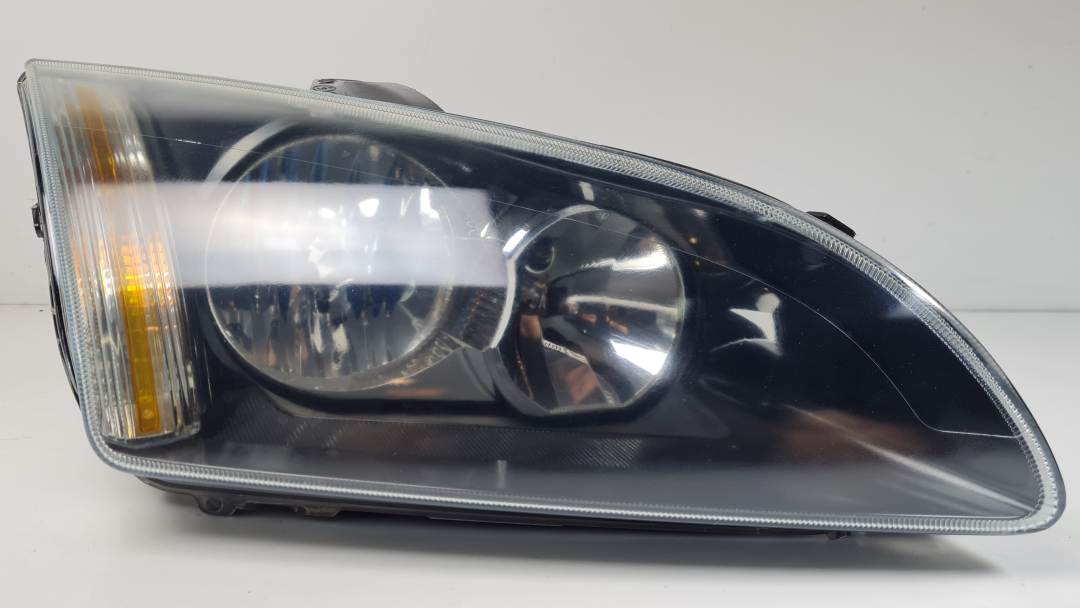 FARO DERECHO - 4M5113W029JD - FORD - FOCUS BERLINA (CAP)
