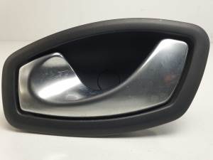 MANETA INTERIOR TRASERA IZQUIERDA 806700006R RENAULT LAGUNA III Autodesguaces Alicante