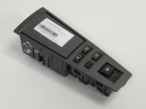MANDO ELEVALUNAS DELANTERO DERECHO 6917107 BMW SERIE 7 (E65/E66) Autodesguaces Alicante
